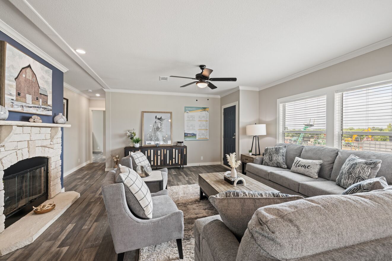 Keystone / Palladium 32664D Interior 137883
