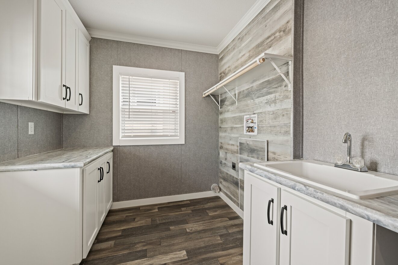 Keystone / Palladium 32664D Interior 137889