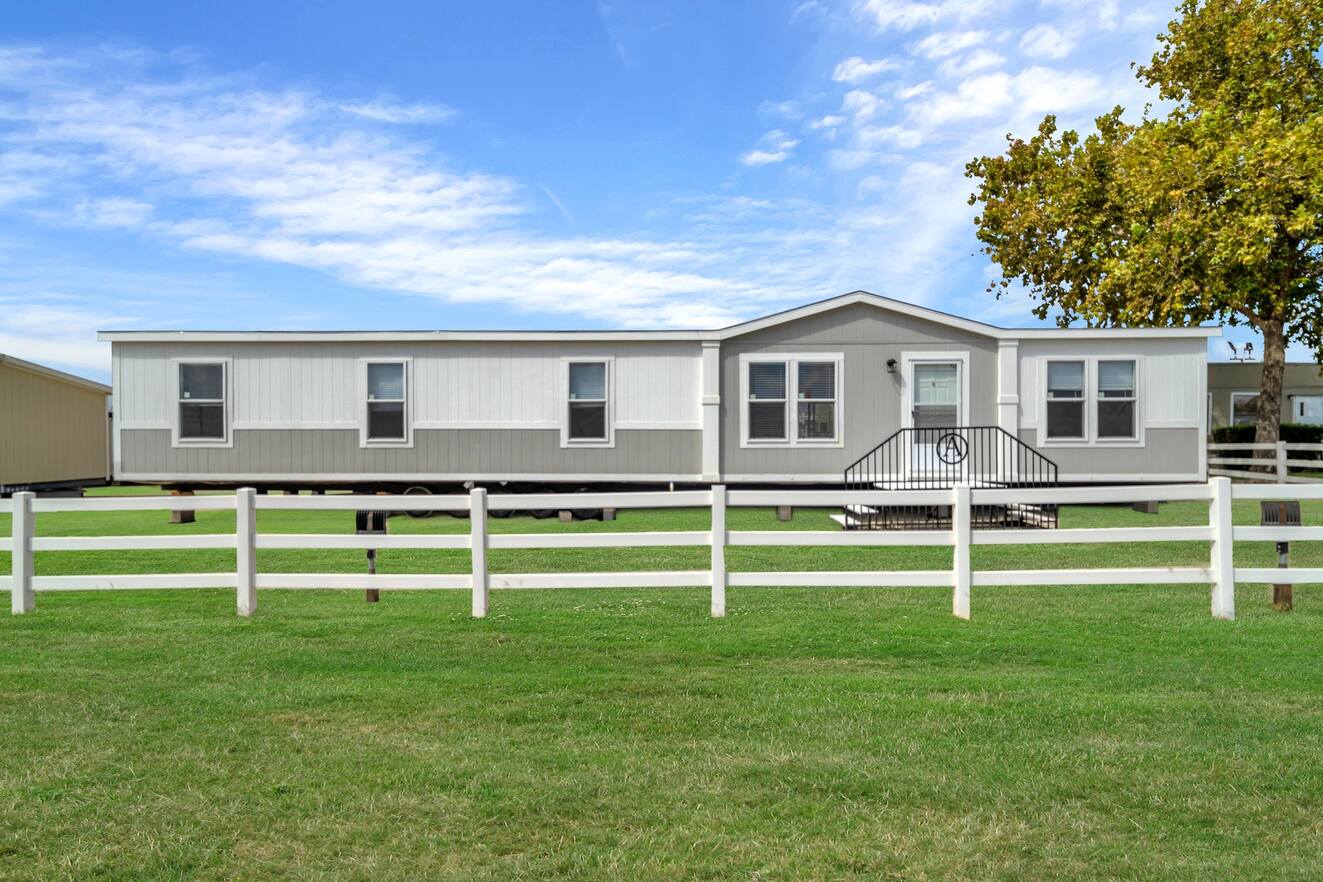 Valu Maxx Premier / VY-32684F Exterior 144836