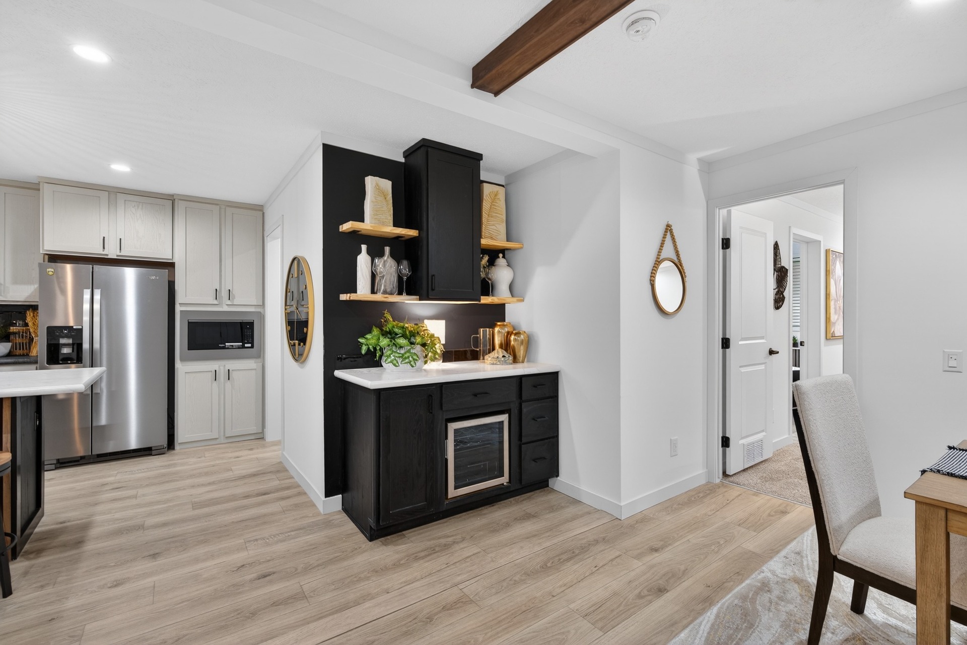 Alpha / Aura 28644N Kitchen 146628