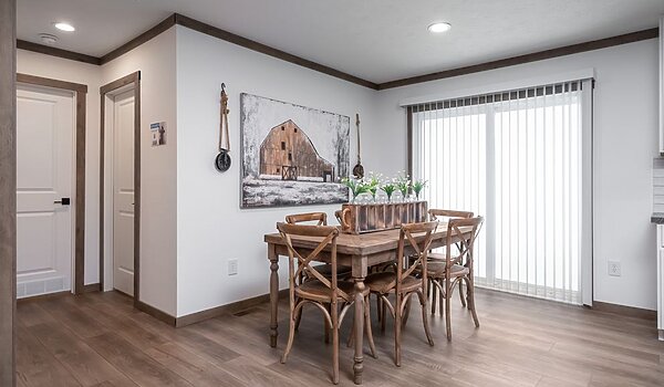 NXT / The Lizzie 73NXT28563BH Interior 119725