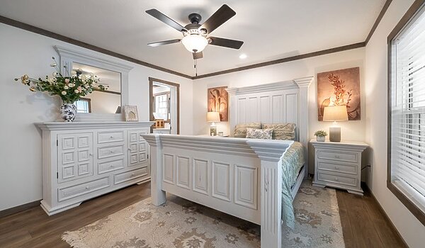 NXT / The Lizzie 73NXT28563BH Interior 119726