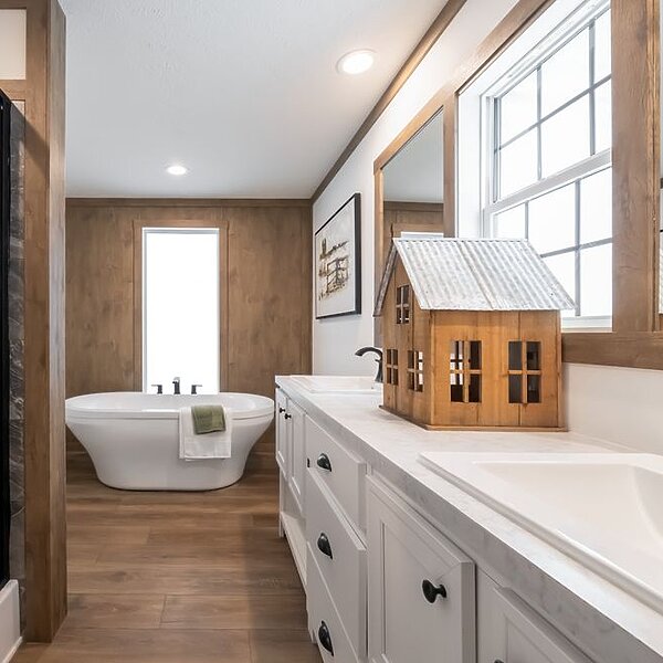 NXT / The Lizzie 73NXT28563BH Interior 119727