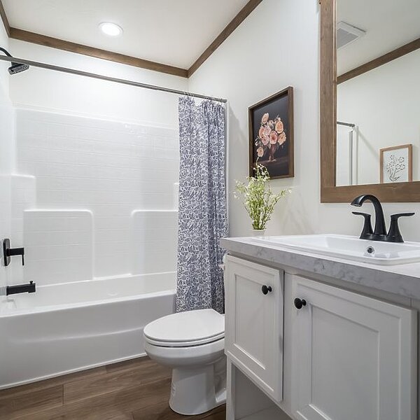 NXT / The Lizzie 73NXT28563BH Interior 119729