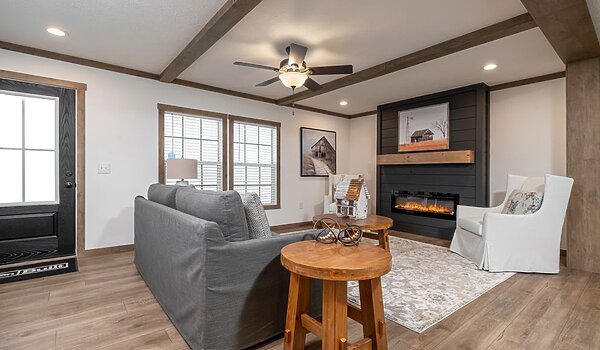 NXT / The Lizzie 73NXT28563BH Interior 119716