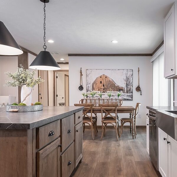 NXT / The Lizzie 73NXT28563BH Interior 119724