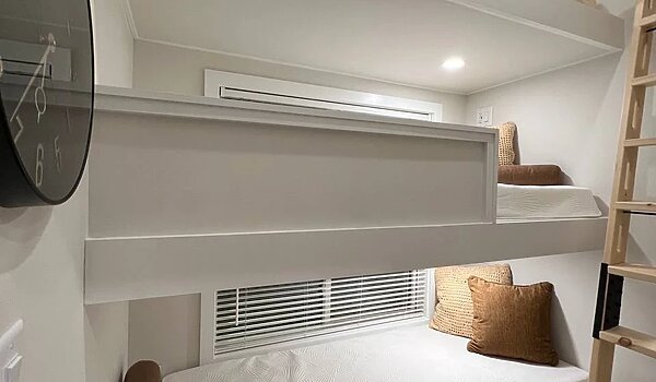 Great Outdoor Cottages / A-Frame 2300-L Interior 121755