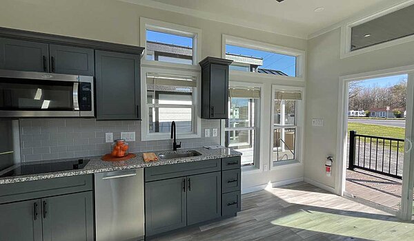 Great Outdoor Cottages / Driftwood 300-K1 Interior 121778