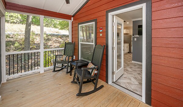 Great Outdoor Cottages / Haven 2112 BW-G2 Exterior 121786