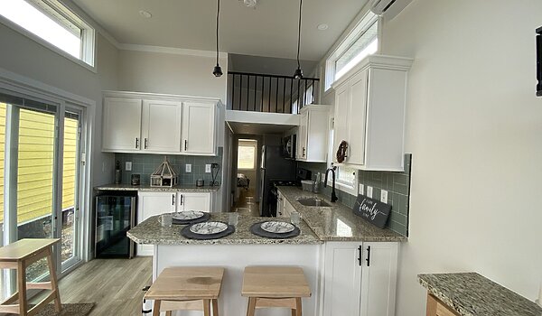 Great Outdoor Cottages / Horizon 300-K2 Interior 121796