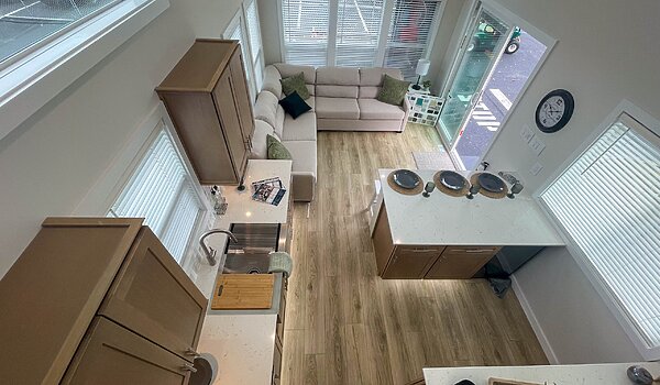 Great Outdoor Cottages / Horizon-300-K1 Interior 121805