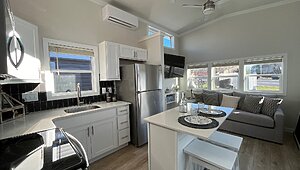 Great Outdoor Cottages / Escape 200-L Interior 121821