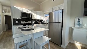 Great Outdoor Cottages / Escape 200-L Interior 121822