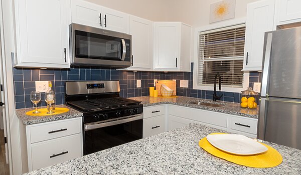 Great Outdoor Cottages / Escape 200-L Interior 121823