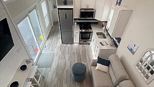 Great Outdoor Cottages / Harbor 215-L-G3 Interior 121828