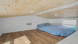 Brookside / The Blue Wing BCFH-215 Bedroom 125851