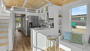 Brookside / The Blue Wing BCFH-215 Interior 125846