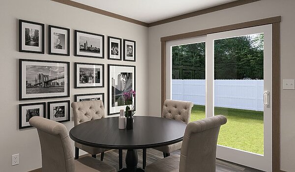 NXT / Lizzie 57NXT28563CH Interior 123231