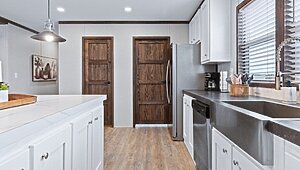 The Titanium Double / The Daly TTM32563A Interior 132668