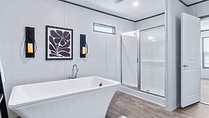 The Titanium Double / Lakeland FAC28603A Interior 132742